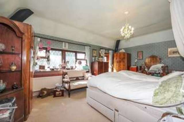  Image of 7 bedroom Detached house for sale in Grange Gardens Pinner HA5 at Pinner Middlesex, HA5 5QF
