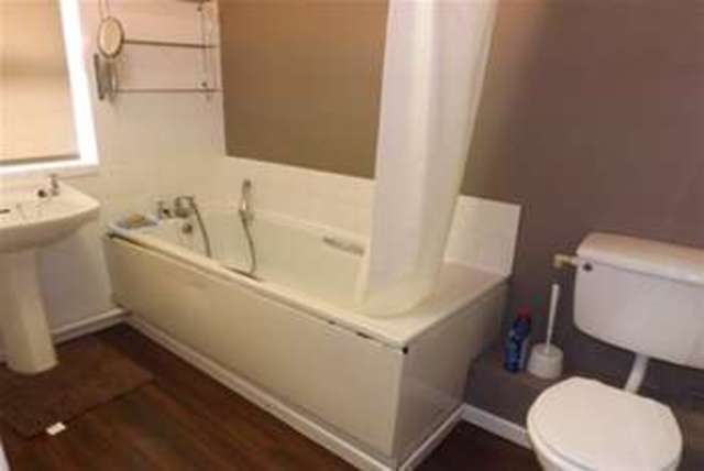  Image of 1 bedroom Detached house to rent in Grebe Close Oxford OX4 at Oxford, OX4 7FZ