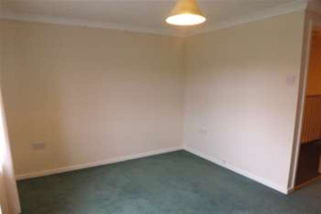  Image of 1 bedroom Detached house to rent in Grebe Close Oxford OX4 at Oxford, OX4 7FZ