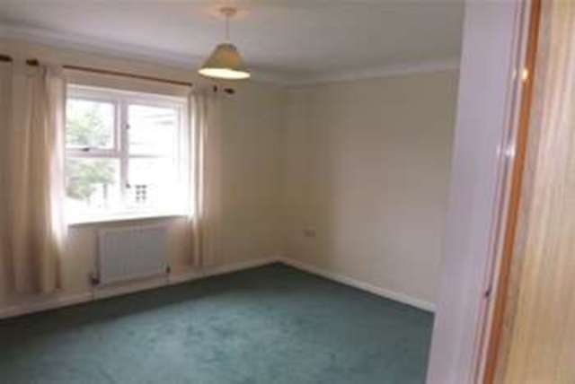  Image of 1 bedroom Detached house to rent in Grebe Close Oxford OX4 at Oxford, OX4 7FZ