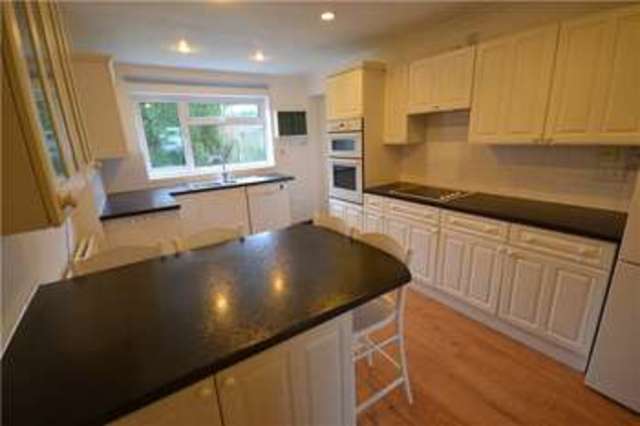  Image of 5 bedroom Detached house for sale in Greenacres Avenue Winnersh Wokingham RG41 at Winnersh Wokingham Winnersh, RG41 5SX