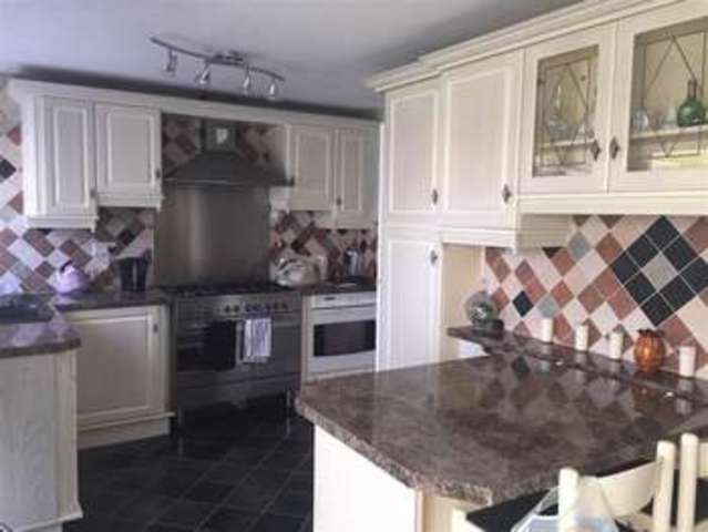  Image of 2 bedroom Bungalow for sale in Greenway Close Binstead Ryde PO33 at Ryde Isle of Wight Ryde, PO33 3SH