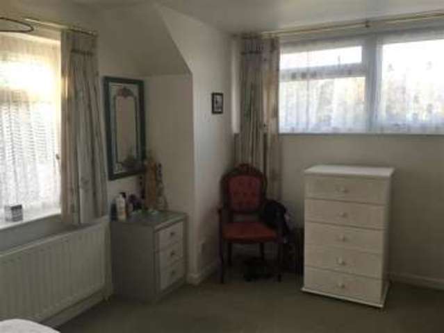  Image of 2 bedroom Bungalow for sale in Greenway Close Binstead Ryde PO33 at Ryde Isle of Wight Ryde, PO33 3SH