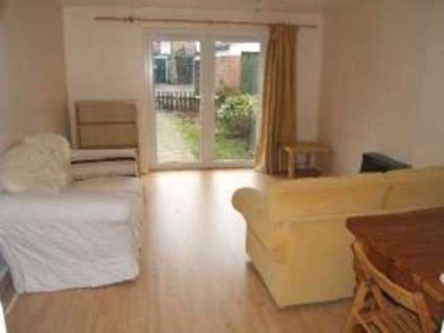  Image of 2 bedroom Semi-Detached house to rent in Grove Road Nottingham NG7 at Grove Road Lenon Nottingham, NG7 1HE