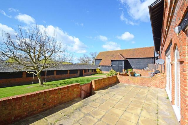  Image of 3 bedroom Terraced house to rent in Guileshill Lane Ockham Woking GU23 at Guileshill Lane Ockham Ockham, GU23 6NG