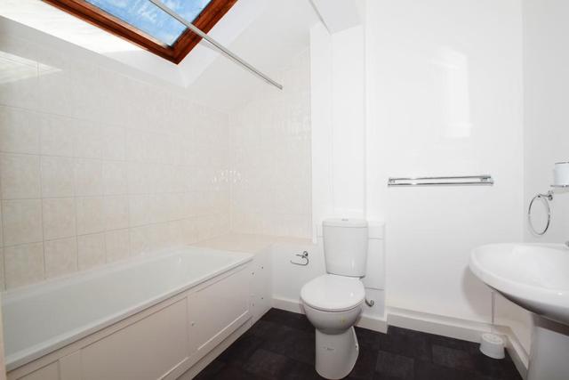  Image of 3 bedroom Terraced house to rent in Guileshill Lane Ockham Woking GU23 at Guileshill Lane Ockham Ockham, GU23 6NG