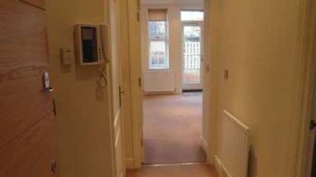  Image of 1 bedroom Bungalow for sale in Hale Road Farnham GU9 at Hale Road  Farnham, GU9 9FJ