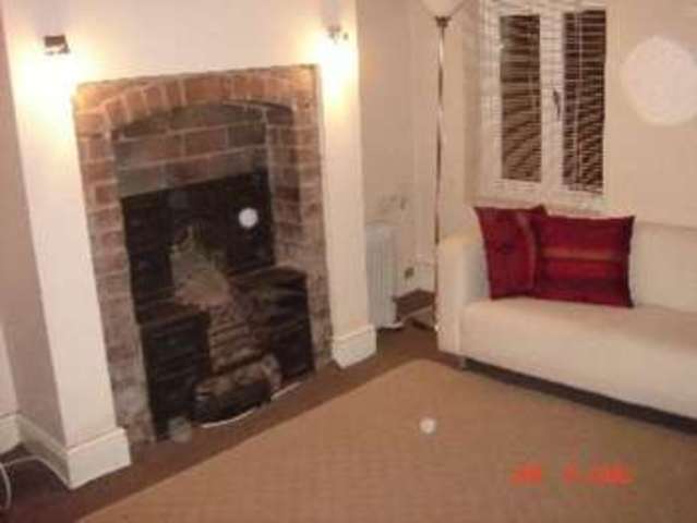  Image of 1 bedroom Flat to rent in Park Hill Road Harborne Birmingham B17 at 180 Park Hill Road Harborne Birmingham, B17 9HD