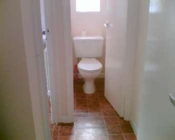  Image of 5 bedroom House Share to rent in Harborne Lane Selly Oak Birmingham B29 at Harborne Bristol Harborne, B29 6TG