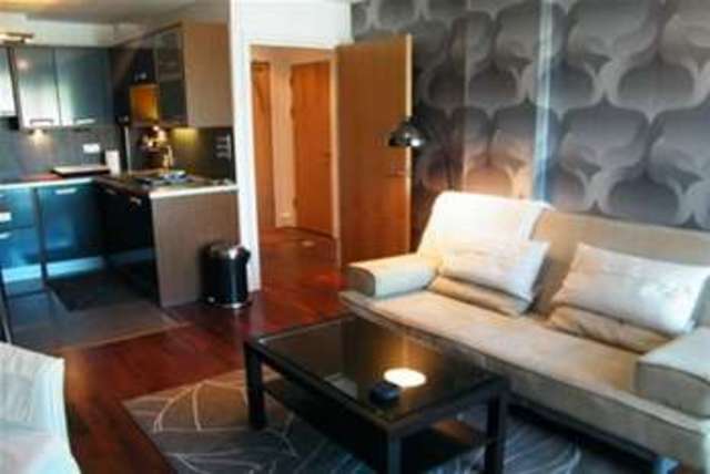  Image of 1 bedroom Flat to rent in Stuart Street Cardiff CF10 at Cardiff, CF10 5BW