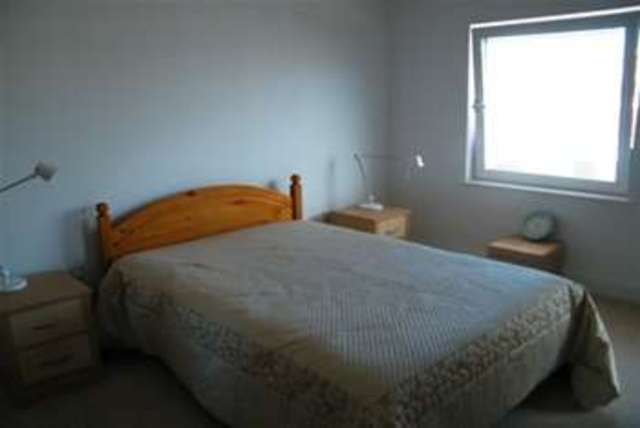  Image of 1 bedroom Flat to rent in Stuart Street Cardiff CF10 at Cardiff, CF10 5BW