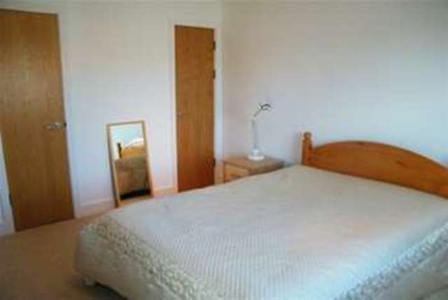  Image of 1 bedroom Flat to rent in Stuart Street Cardiff CF10 at Cardiff, CF10 5BW