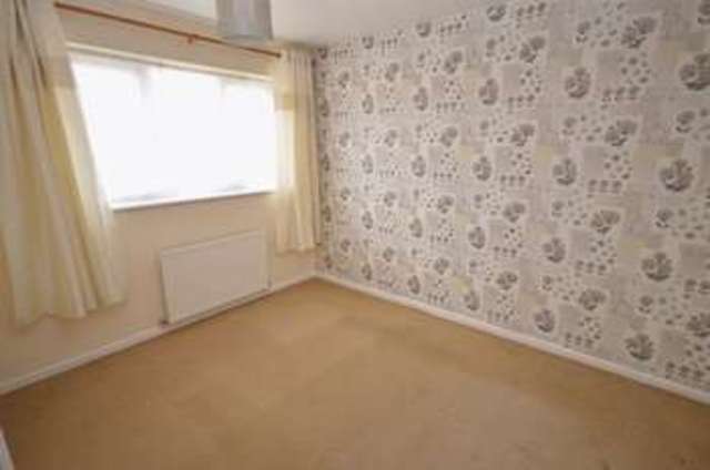  Image of 3 bedroom Semi-Detached house to rent in Harlestone Close Luton LU3 at Harlestone Close  Luton, LU3 4DW