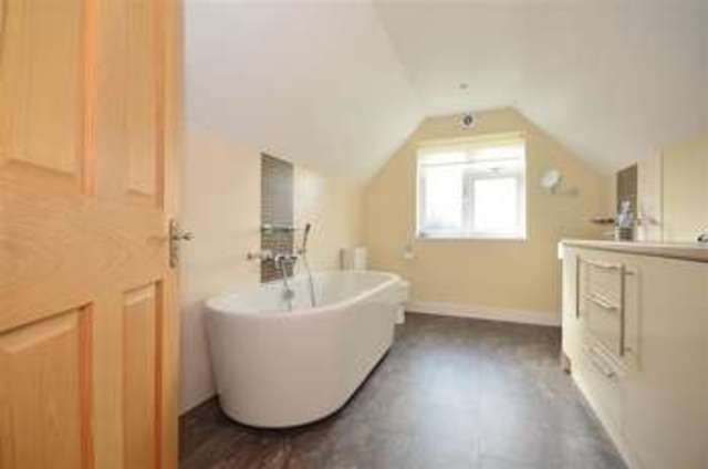  Image of 5 bedroom Bungalow for sale in Harlow Road Roydon Harlow CM19 at Roydon Essex Roydon, CM19 5HE