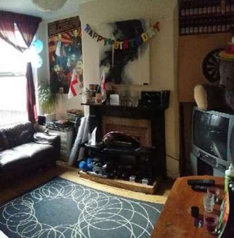  Image of 4 bedroom House Share to rent in Harrington Drive Nottingham NG7 at Lenton Bristol Lenton, NG7 1JH
