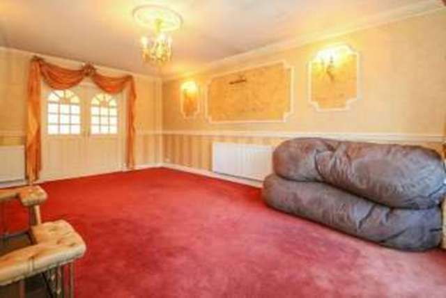  Image of 4 bedroom Detached house for sale in Haslemere Avenue Hale Barns Altrincham WA15 at ALTRINCHAM, WA15 0AU
