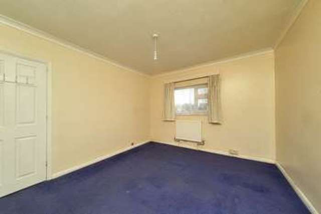  Image of 5 bedroom Semi-Detached house for sale in Hawthorn Road Bognor Regis PO21 at Hawthorn Road  Bognor Regis, PO21 2BG
