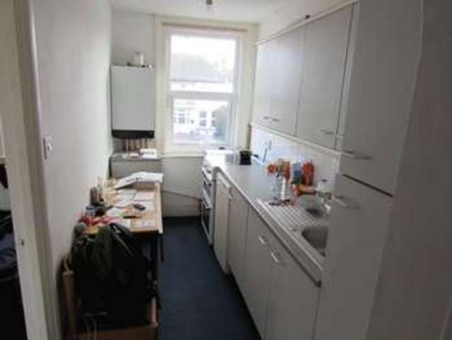  Image of 1 bedroom Flat for sale in Hayes Road Clacton-on-Sea CO15 at Hayes Road  Clacton-On-Sea, CO15 1TT