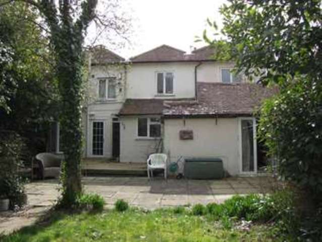  Image of 4 bedroom Detached house for sale in Sinah Lane Hayling Island PO11 at Hayling Island Hampshire, PO11 0EY