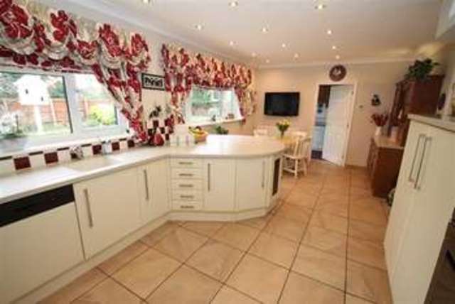  Image of 6 bedroom Detached house for sale in Hazel Close Mildenhall Bury St. Edmunds IP28 at Hazel Close  Mildenhall, IP28 7HU