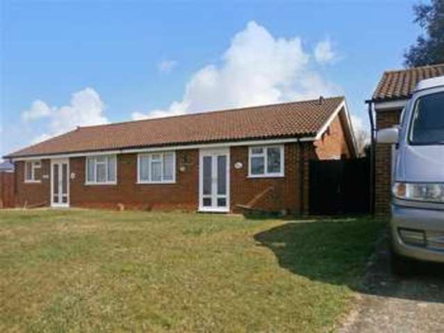  Image of 2 bedroom Bungalow for sale in Hefford Road East Cowes PO32 at East Cowes Isle of Wight East Cowes, PO32 6SR