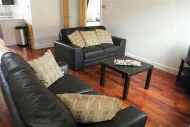  Image of 1 bedroom Flat to rent in Henke Court Cardiff CF10 at Cardiff, CF10 4EG