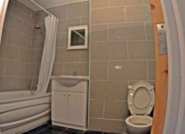  Image of 2 bedroom Flat to rent in High Road Ilford IG1 at High Road  Ilford, IG1 1TL