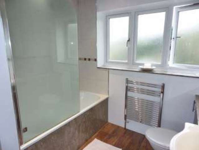  Image of 4 bedroom Detached house for sale in High Road Rayleigh SS6 at High Road  Rayleigh, SS6 7AD