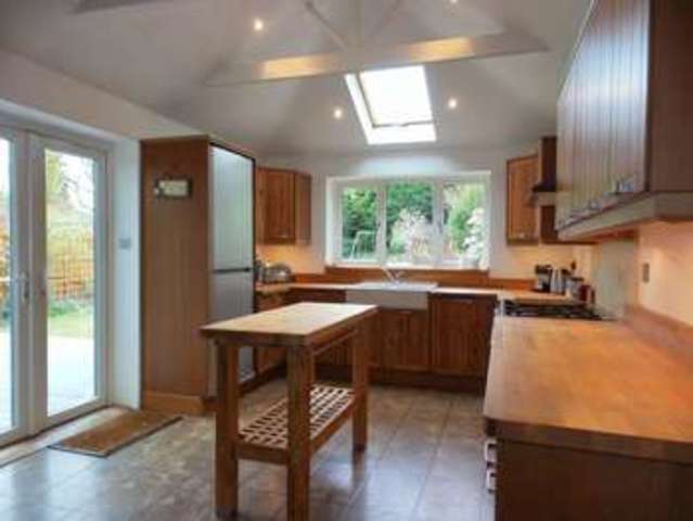  Image of 4 bedroom Detached house for sale in High Road Rayleigh SS6 at High Road  Rayleigh, SS6 7AD