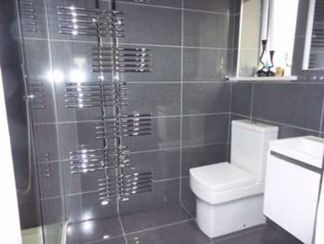  Image of 4 bedroom Detached house for sale in High Road Rayleigh SS6 at High Road  Rayleigh, SS6 7AD