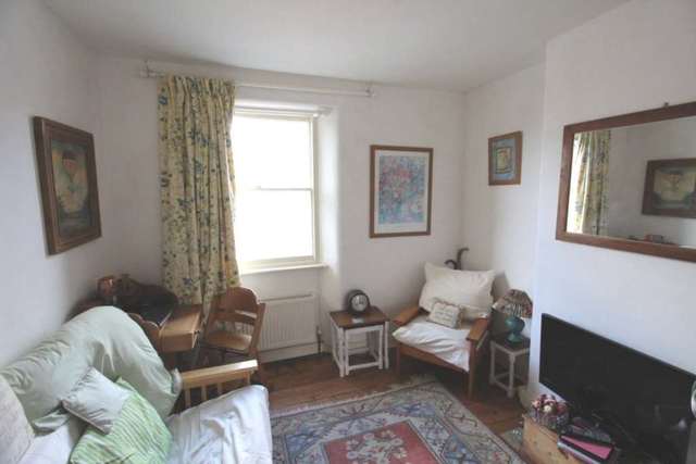  Image of 1 bedroom Apartment to rent in High Street Fordington Dorchester DT1 at High Street  Dorchester, DT1 1JZ