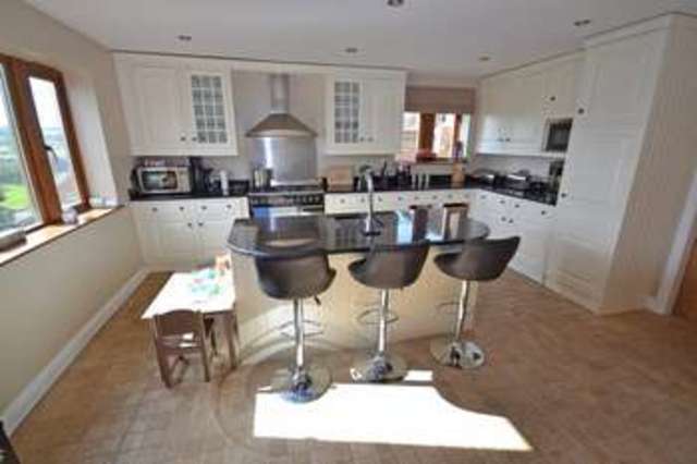  Image of 5 bedroom Detached house for sale in High Street Thornhill Dewsbury WF12 at Thornhill Dewsbury West Yorkshire, WF12 0PS