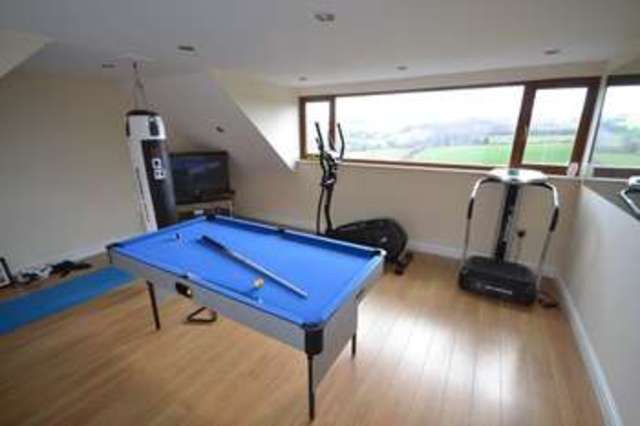 Image of 5 bedroom Detached house for sale in High Street Thornhill Dewsbury WF12 at Thornhill Dewsbury West Yorkshire, WF12 0PS