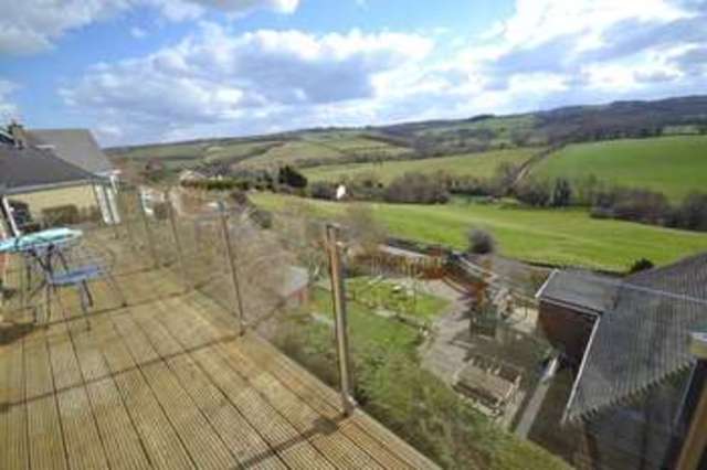  Image of 5 bedroom Detached house for sale in High Street Thornhill Dewsbury WF12 at Thornhill Dewsbury West Yorkshire, WF12 0PS
