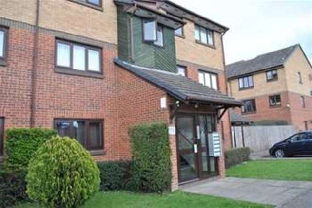  Image of 1 bedroom Flat for sale in Higham Station Avenue London E4 at Higham Station Avenue  London, E4 9UT