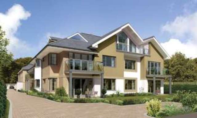  Image of 3 bedroom Flat for sale in Wharncliffe Road Highcliffe Christchurch BH23 at Highcliffe Christchurch Dorset, BH23 5DD