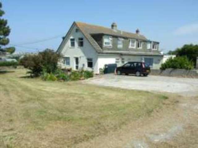  Image of 1 bedroom Flat for sale in Higher Trencreek Higher Trencreek Newquay TR8 at Higher Trencreek Newquay Quintrell Downs, TR8 4NN