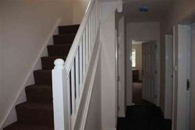  Image of 6 bedroom House Share to rent in Highfield Road Nottingham NG7 at Dunkirk Bristol Dunkirk, NG7 2JE