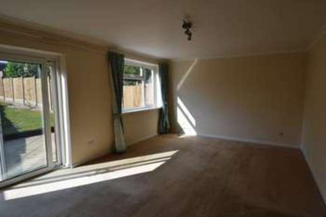  Image of 3 bedroom Semi-Detached house to rent in Highfield Road Moseley Birmingham B13 at Highfield Road Moseley Birmingham, B13 9HL