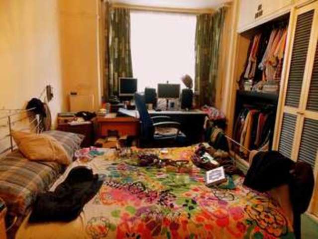  Image of 5 bedroom Semi-Detached house to rent in Hillingdon Hill Uxbridge UB10 at Hillingdon Hill  Uxbridge, UB10 0JB