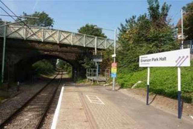  Image of 3 bedroom Detached house to rent in Hillview Avenue Hornchurch RM11 at Hornchurch, RM11 2DN