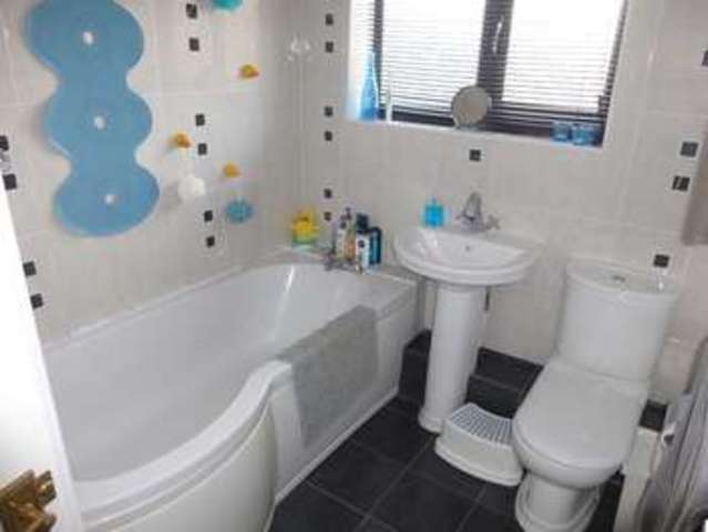  Image of 3 bedroom Semi-Detached house for sale in Himbleton Croft Shirley Solihull B90 at Himbleton Croft Monkspath SOLIHULL, B90 4UP