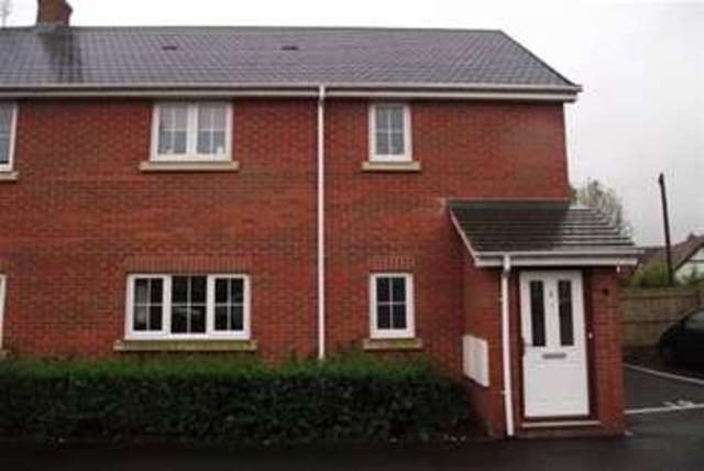  Image of 2 bedroom Maisonette to rent in Gilpin Court Hockliffe Leighton Buzzard LU7 at Leighton Buzzard, LU7 9RX