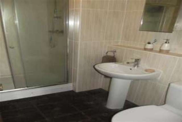  Image of 2 bedroom Flat to rent in Blackburn Road Bolton BL1 at Bolton, BL1 7QJ