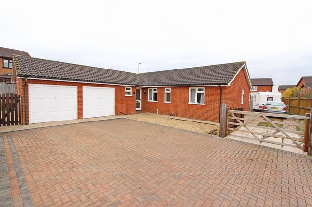  Image of 3 bedroom Detached house for sale in Holly Drive Bourne PE10 at Holly Drive  Bourne, PE10 9SP