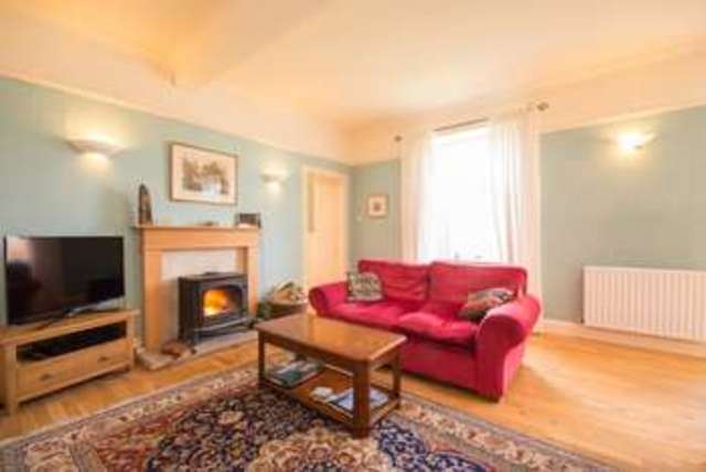  Image of 4 bedroom Cottage for sale in Montrave Montrave Leven KY8 at .  Leven, KY8 5NZ