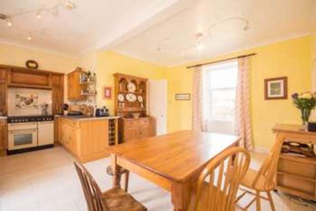 Image of 4 bedroom Cottage for sale in Montrave Montrave Leven KY8 at .  Leven, KY8 5NZ