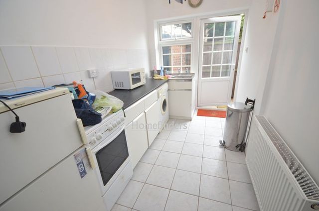  Image of 1 bedroom Flat to rent in Horns Road Ilford IG2 at Horns Road  Ilford, IG2 6BN