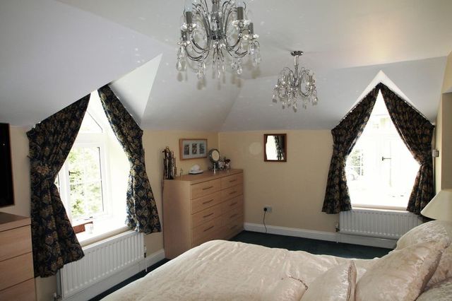  Image of 5 bedroom Property for sale in Lamberts Place Horsmonden Tonbridge TN12 at Lamberts Place  Horsmonden, TN12 8AG