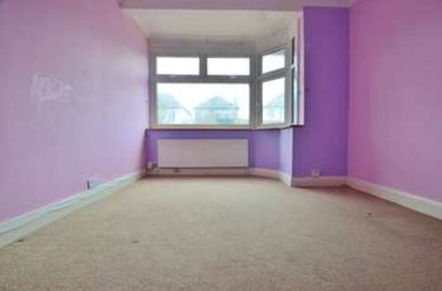  Image of 1 bedroom Property to rent in Cedar Avenue Enfield EN3 at Cedar Avenue  Enfield, EN3 7JD
